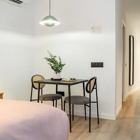 Limehome Calle Victoria Apartment Malaga