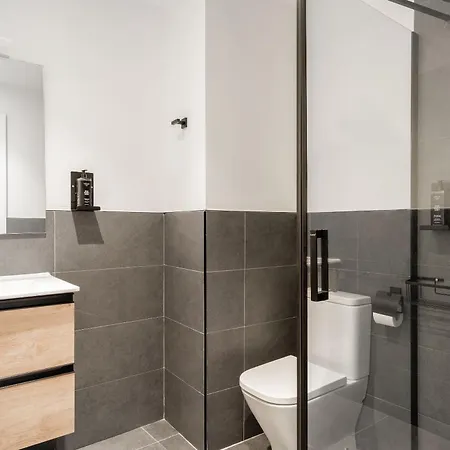 Limehome Calle Victoria * Malaga